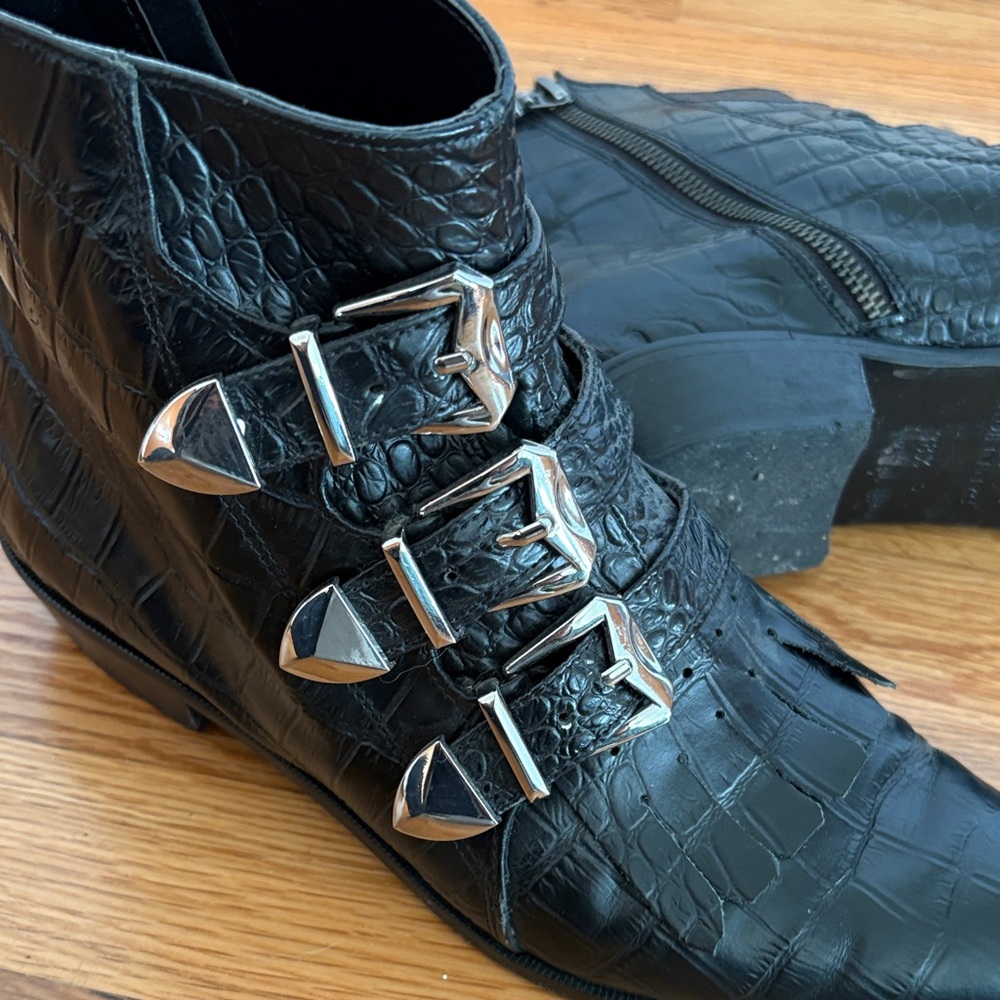 Modern Vice Black Crocodile Pattern Ankle Boots - Picture 5 of 8